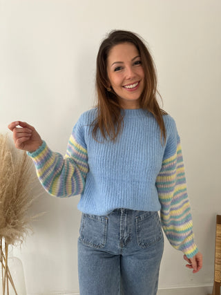 Pastel sleeves blue knit