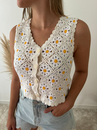 White daisies crochet top