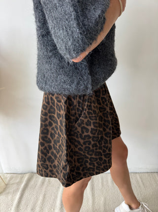 Leopard autumn short