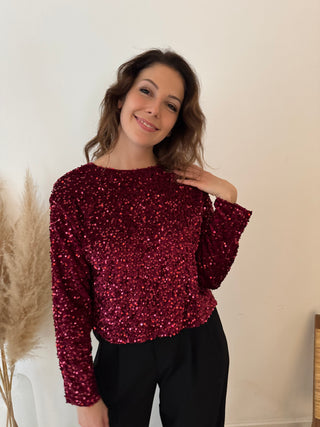 Black bows burgundy top