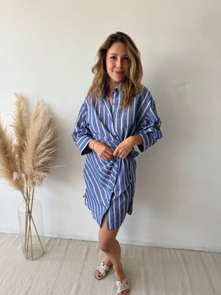 Blue knot shirt dress