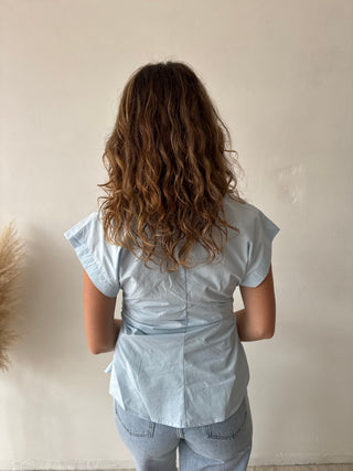 Blue centered blouse
