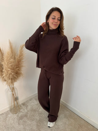 Soft brown set