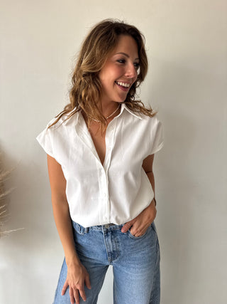White sleeveless shirt