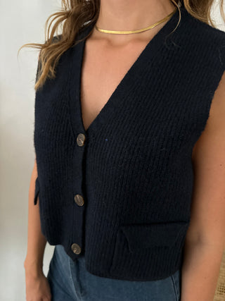 Dark blue button sleeveless knit