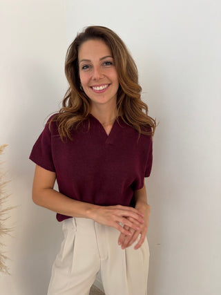 Short sleeves soft burgundy knit