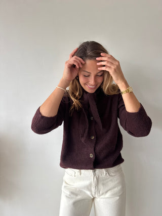 Burgundy button scarf knit