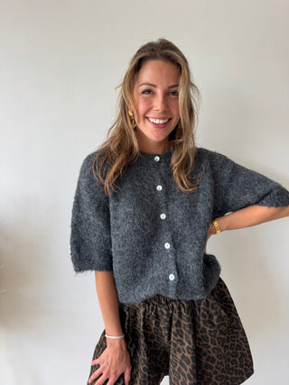 Grey short sleeves button knit