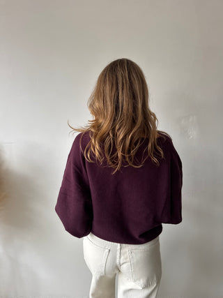 Soft boatneck burgundy knit