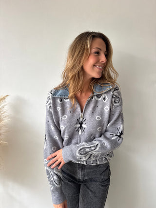 Denim collar grey knit