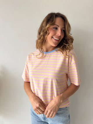 Blue detail pink yellow t-shirt