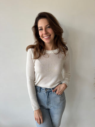 White longsleeve top