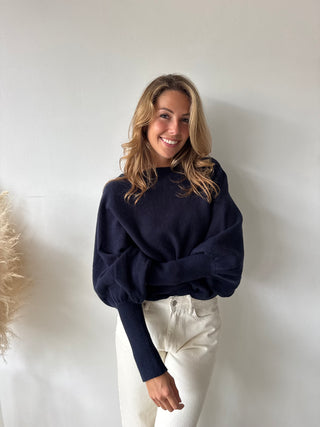 Soft boatneck navy knit