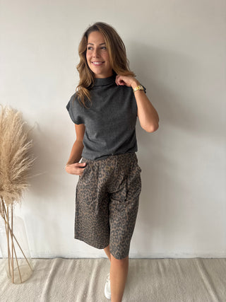 Leopard jorts