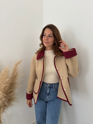 Burgundy details beige jacket