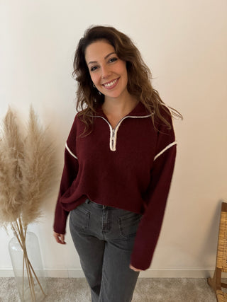 White details burgundy zipper knit