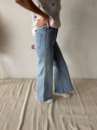 High waist wide pocket jeans
