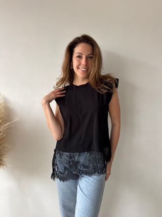 Lace details black top
