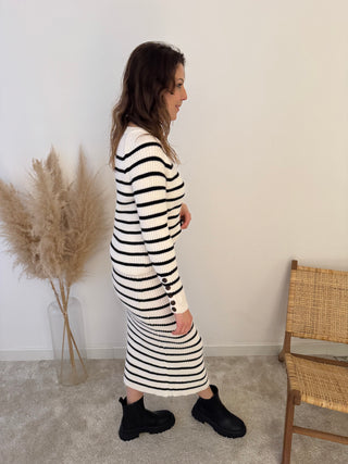 Black white striped set