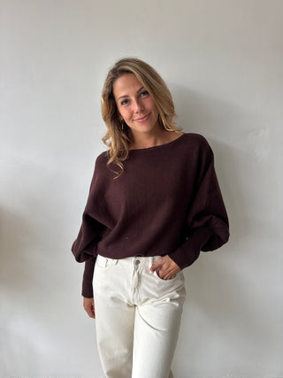 Soft boatneck brown knit