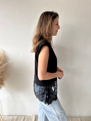 Lace details black top