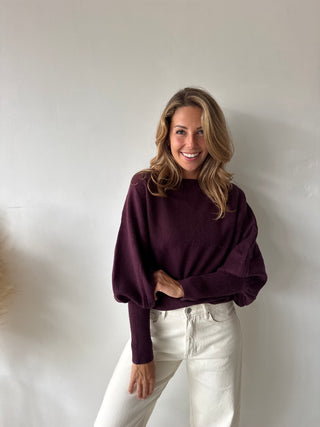 Soft boatneck burgundy knit