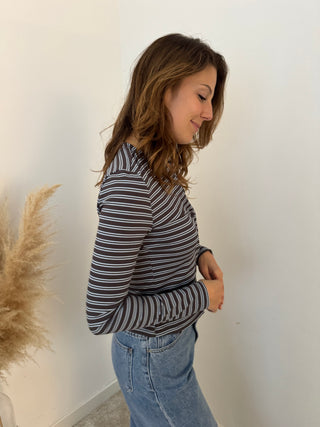 Brown blue ribbed top