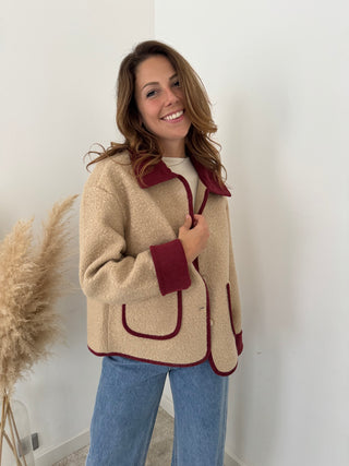 Burgundy details beige jacket