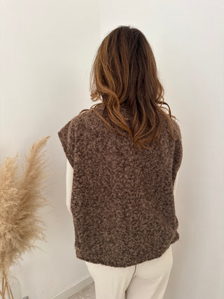 Brown fall gilet