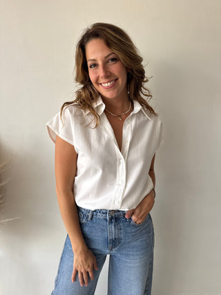 White sleeveless shirt