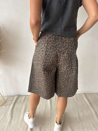 Leopard jorts