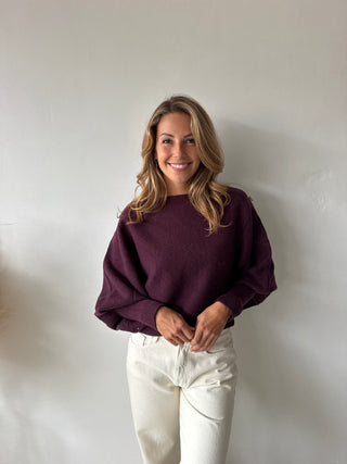 Soft boatneck burgundy knit