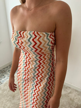 Colorful zigzag strapless dress