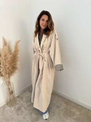 Checked details beige trench