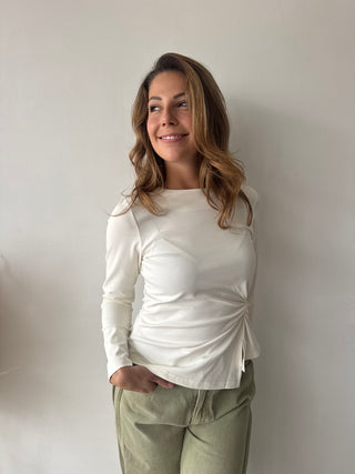 White knot top