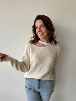 Flowers details beige knit