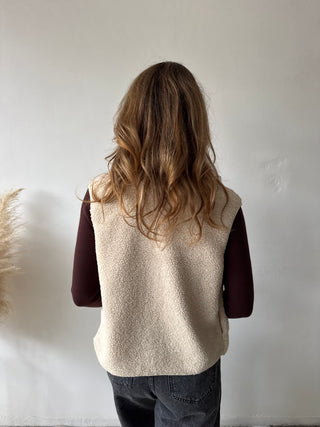 Beige teddy vest