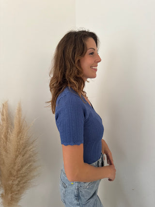 Blue scallop top