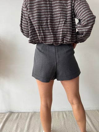 Grey belt short