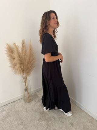 Dreamy black dress