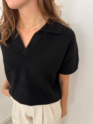 Short sleeves soft black knit