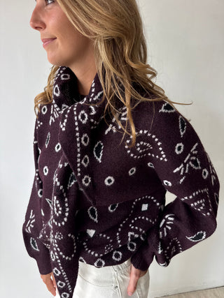 Burgundy patterned scarf knit