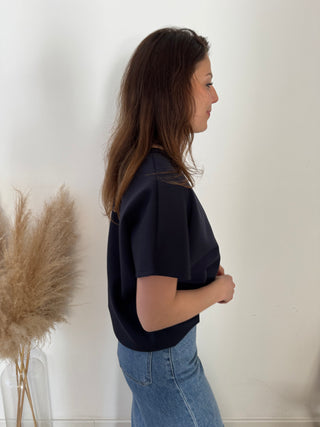 Super soft simple navy t-shirt