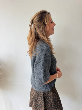 Grey short sleeves button knit