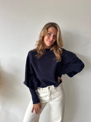 Soft boatneck navy knit