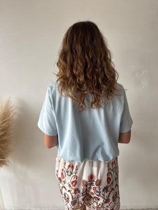 Blue elastic top