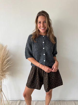Leopard autumn short