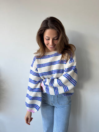 Pink detail blue striped knit