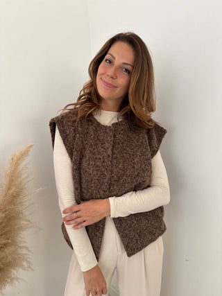Brown fall gilet