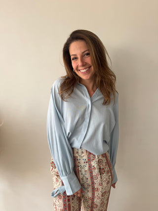 Blue linen bow shirt